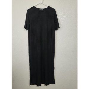Women's Boohoo Maternity T-shirt Textured with Slits Midi Dress in Black